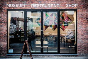 entrance-musee01_photo_gautier-houba-and-mimamuseum-eu_2016